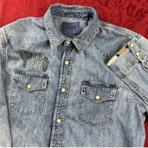 Lucky Brand Washed Light Blue Denim Button-Up Shirt with Chest Pockets
